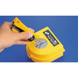 Bezpieczne odłamywanie ostrza segmentowego za pomocą pojemnika OLFA DC-2